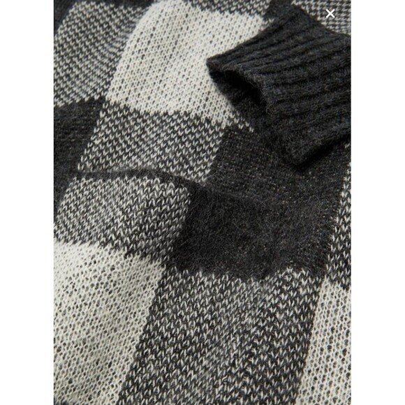 American Eagle Gray & White Buffalo Plaid Knit Cardigan Sweater Size Large - Picture 5 of 9